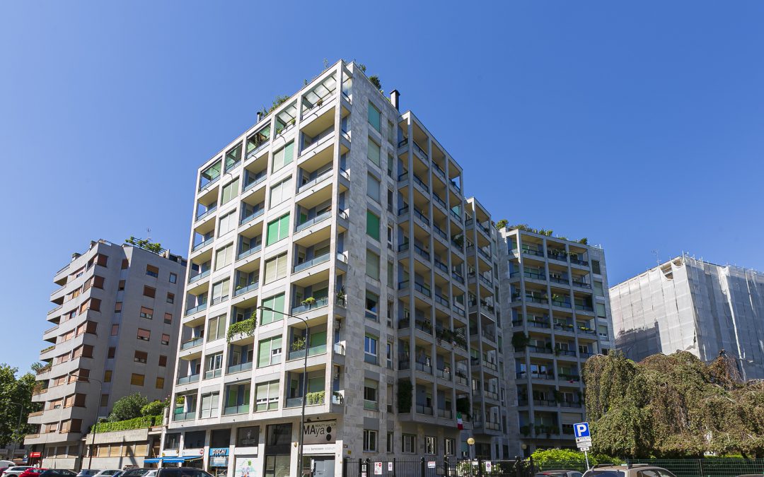 Comodo ed ampio box in palazzo signorile anni ’70, LIBERO SUBITO!! PIANO -1! Via Pinturicchio, Milano.