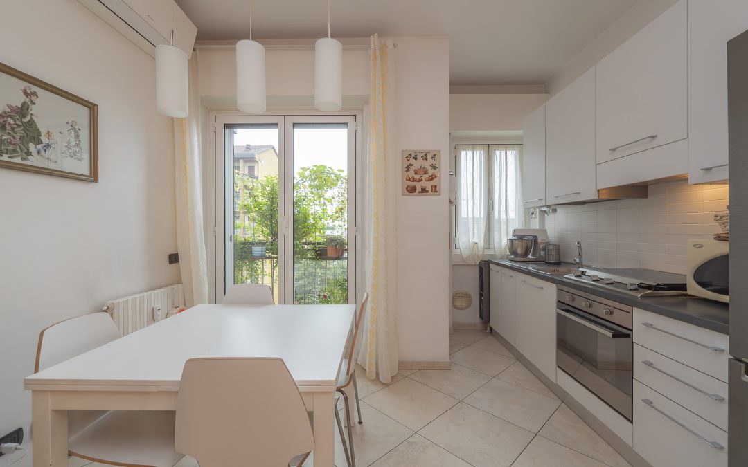 Favoloso bilocale piano alto con balconata