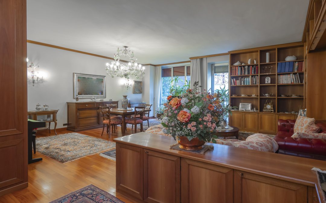 NUDA PROPRIETA’. Elegante quadrilocale con doppi servizi.