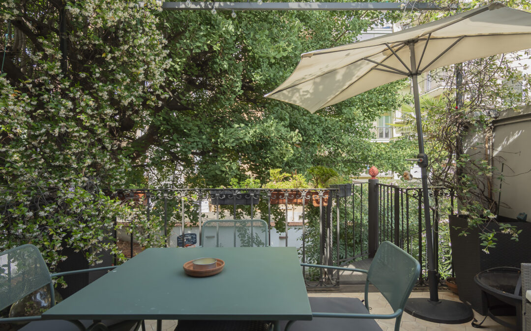 Residenza esclusiva in villa d’epoca con terrazzo e giardino